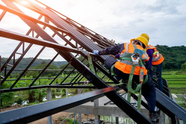 Best Flat Roof Repair Services  in Gibsonburg, OH
